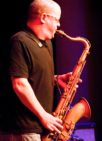 Michael Buckley, saxophone.   Guest with Un-x-pected Pleasure, KOPAfestival 2007  Photo: Mats Persson